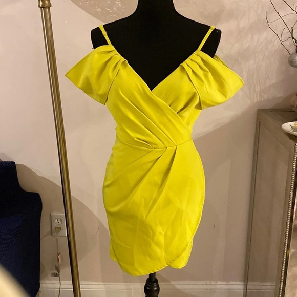 Club L London dress size 4 NWOT - Picture 4 of 9
